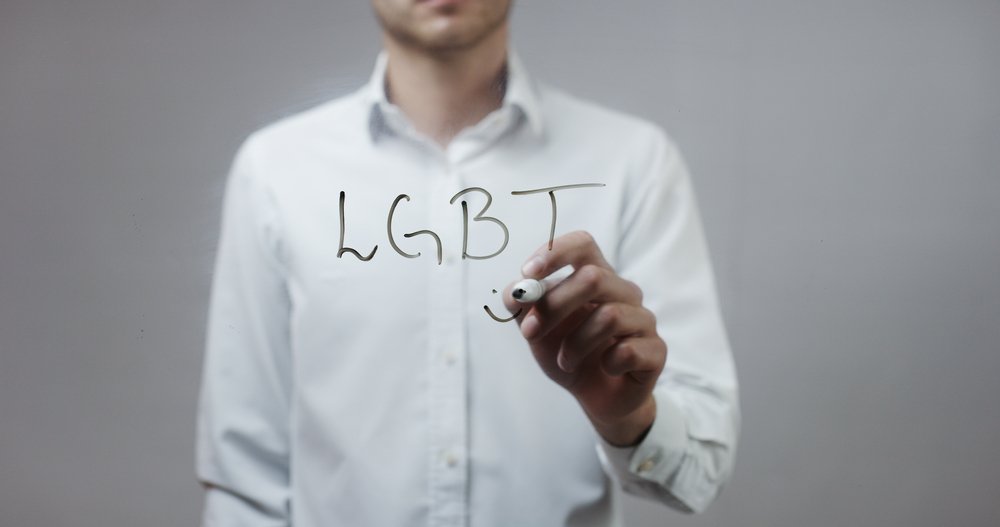 UK chief rabbi guides Orthodox schools on supporting LGBT students