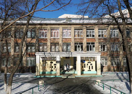 Школа 136 екатеринбург. Школа 136. 136 Школа ЕКБ. 99 Школа Екатеринбург. Школа 3 Екатеринбург.